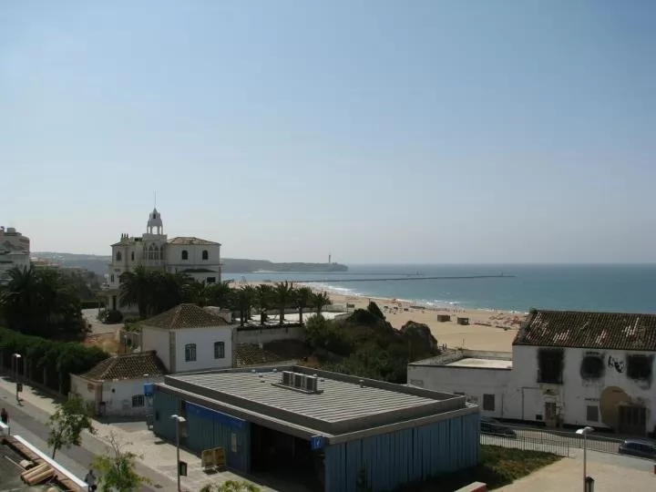 Hotel Avenida Praia 